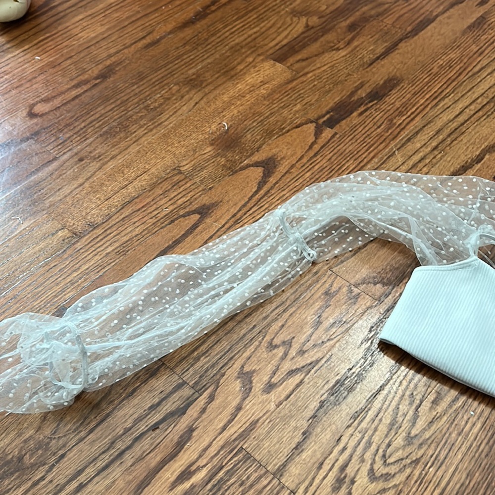 Shein top - Picture 2 of 3